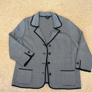 Soft knit Talbots black and white button-front jacket size Petite Large